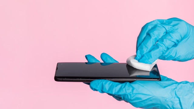 Az iPhone alapvető tisztítása otthon is megoldható